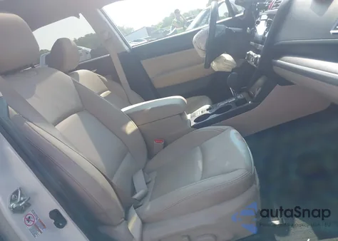 2017 Subaru Outback 2.5I Limited из США, поврежденный, VIN 4S4BSANC2H3289335